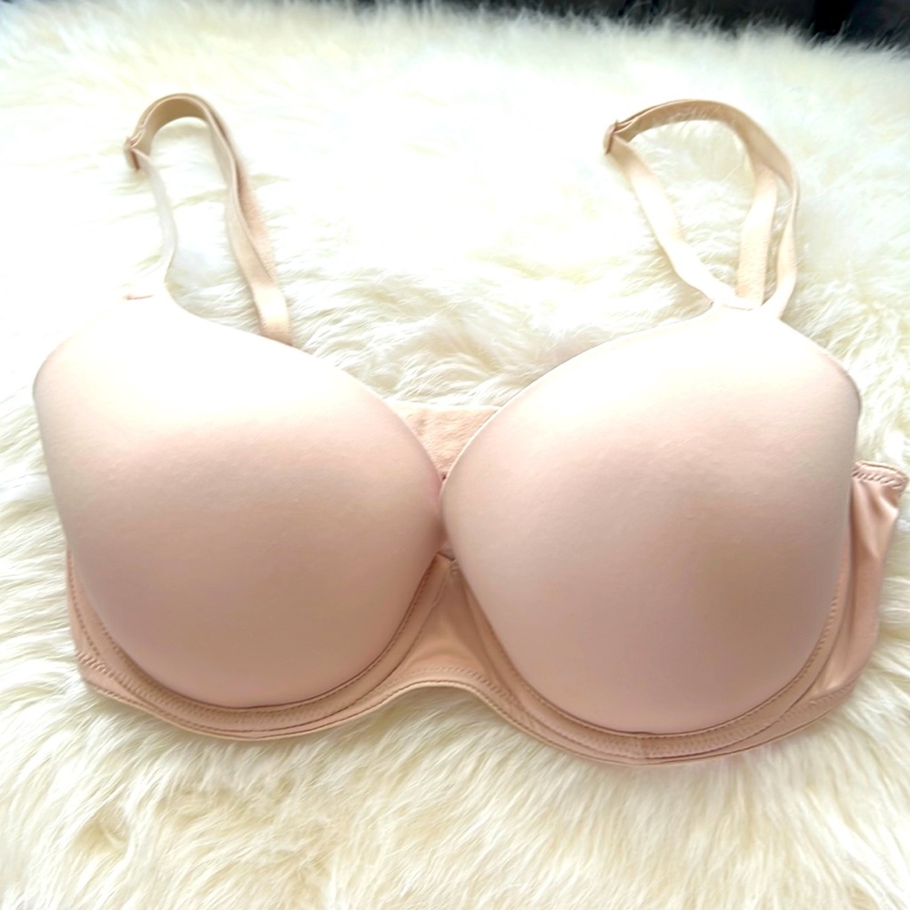 🎀 Pink by Victoria’s Secret, Wear Everywhere lightly lined bra